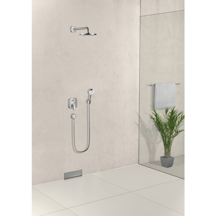 Hansgrohe Logis Badewannen-Auslauf – Schwenkbarer Messing-Armatur (20,3 Cm Ausladung)