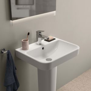 Ideal Standard i.life B washbasin T4608MA with tap hole, with overflow, 55 x 44 x 18 cm, white Ideal Plus