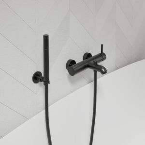 Steinberg Série 100 set de douche à main 1001650S avec support mural et flexible de douche 1500mm, noir mat